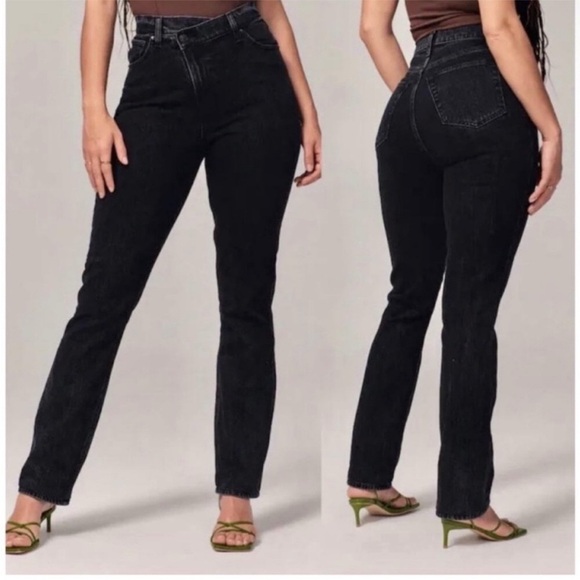 ABERCROMBIE The 90’s Slim Straight Ultra High Rise Jeans Black - Picture 1 of 9